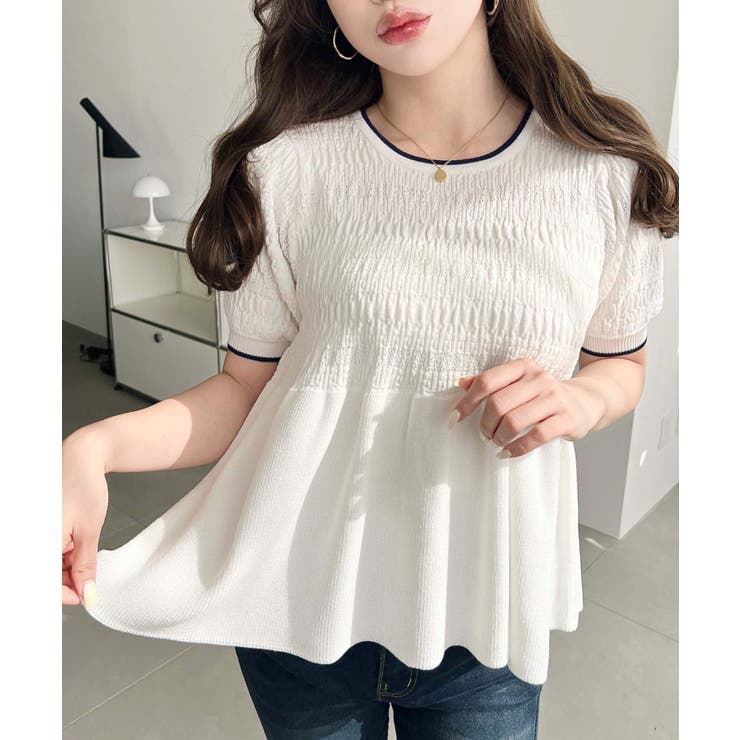 オフホワイト | クロシェ編み5分袖ペプラムニットプルオーバー | moment+