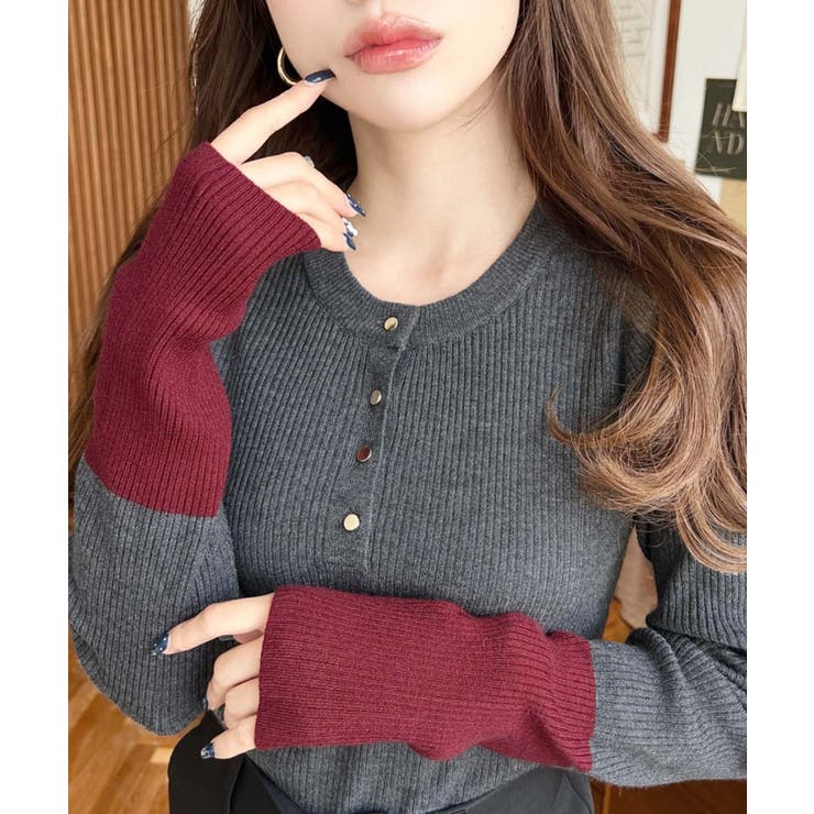 チャコールグレー | 袖配色ヘンリーネックリブニットプルオーバー | moment+