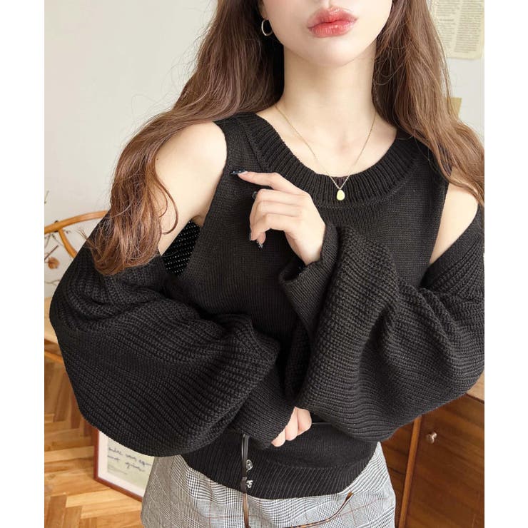 ブラック | ショルダースリットニットプルオーバー | moment+