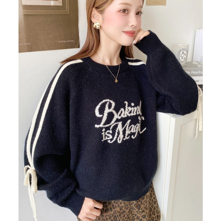 ブラック | Ｗジャガードラインリボンロゴニットプルオーバー | moment+