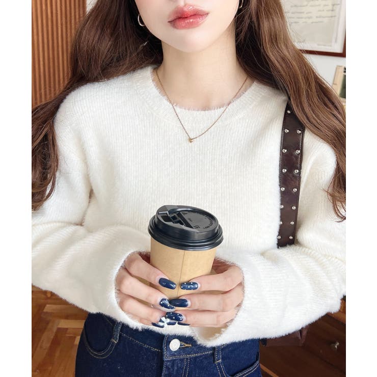 アイボリー | クールネックショート丈シャギーニットプルオーバー | moment+