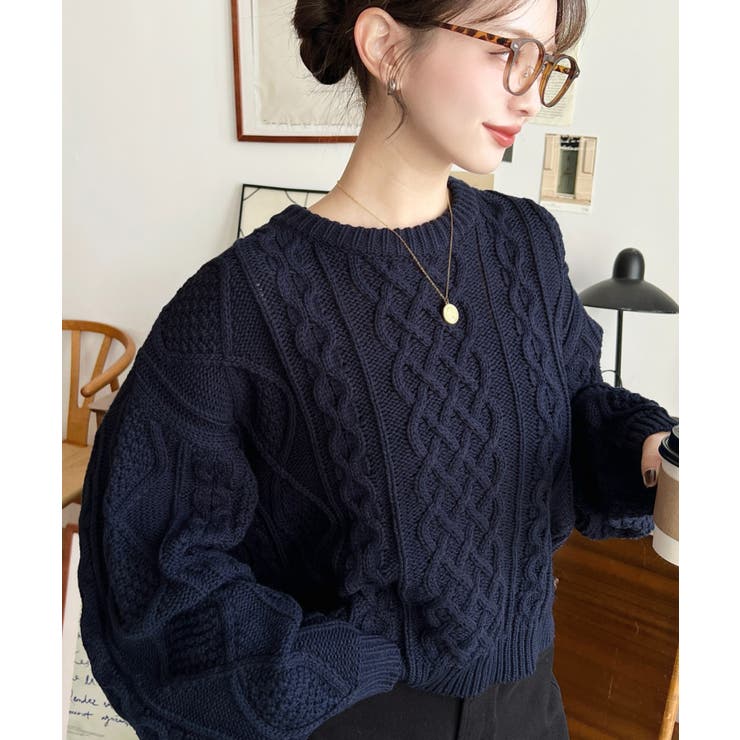 ANDMARY ネイビー ケーブルニット ケーブルニットプルオーバー[品番：ERMW0004073]｜moment+（モーメント