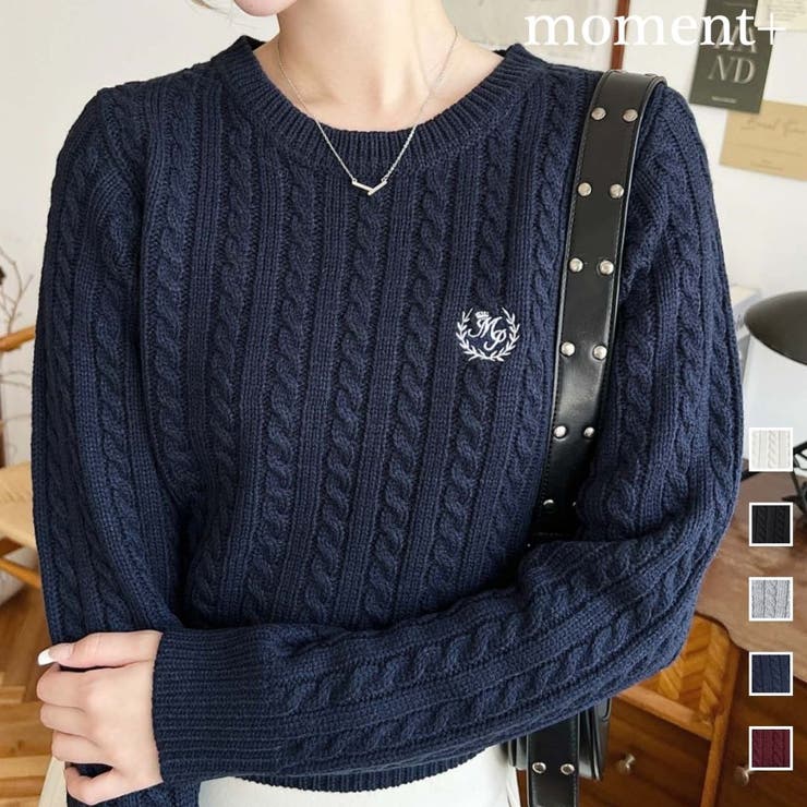 刺繍入りケーブルショート丈ニットプルオーバー | moment+ | 詳細画像1 