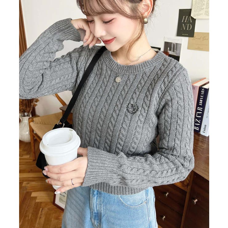 刺繍入りケーブルショート丈ニットプルオーバー | moment+ | 詳細画像26 