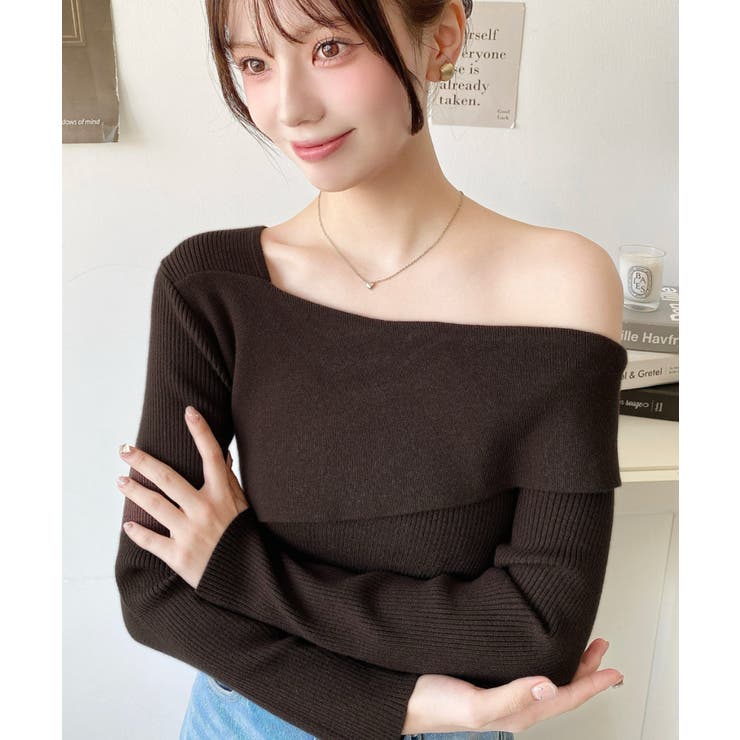 ブラウン | アシンメトリーオフショルダーリブニット12G | moment+