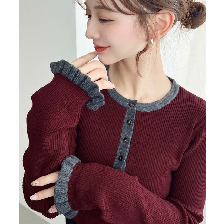 ボルドー | ＼ふとした瞬間も女性らしく ヘンリーネック配色フリルカフスリブニットプルオーバー | moment+
