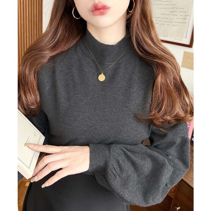 チャコールグレー | ボトルネックボリュームスリーブニットプルオーバー 12G | moment+