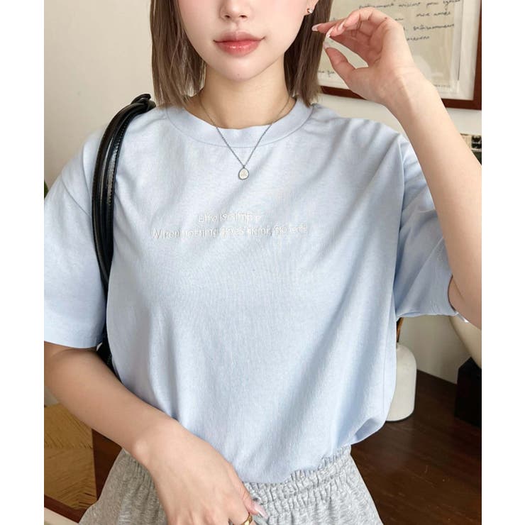ブルー | ロゴ刺繍半袖Tシャツ | moment+