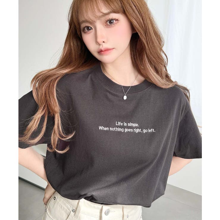 チャコールグレー | ロゴ刺繍半袖Tシャツ | moment+