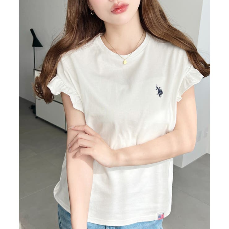 オフホワイト | U.S.POLO ASSN.ワンポイント刺繍ショルダーフリル Tシャツ | moment+