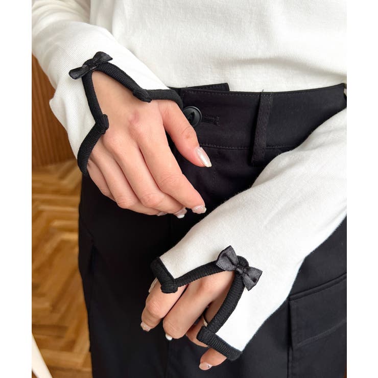 長袖スクエアネックフロントロゴ刺繍袖リボンプルオーバー 綿100％フライス | moment+ | 詳細画像13 