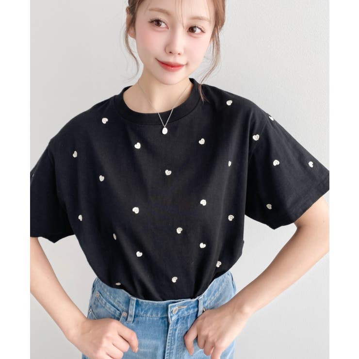 ブラック | ハート刺繍半袖Tシャツ | moment+