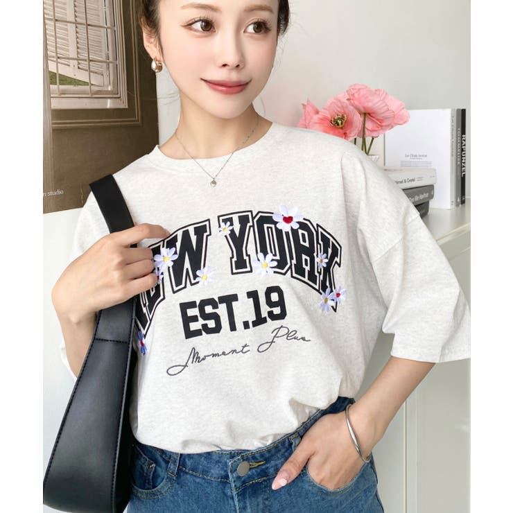 【S・Mサイズ】綿100％ロゴプリント　Tシャツ 綿100%オーバーサイズロゴプリント＆フラワー刺繍半袖Tシャツ