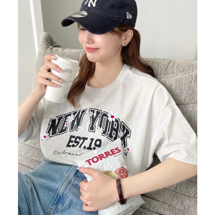 MOMENTEL フラワープリント 半袖Tシャツ 綿100%オーバーサイズロゴプリント＆フラワー刺繍半袖Tシャツ