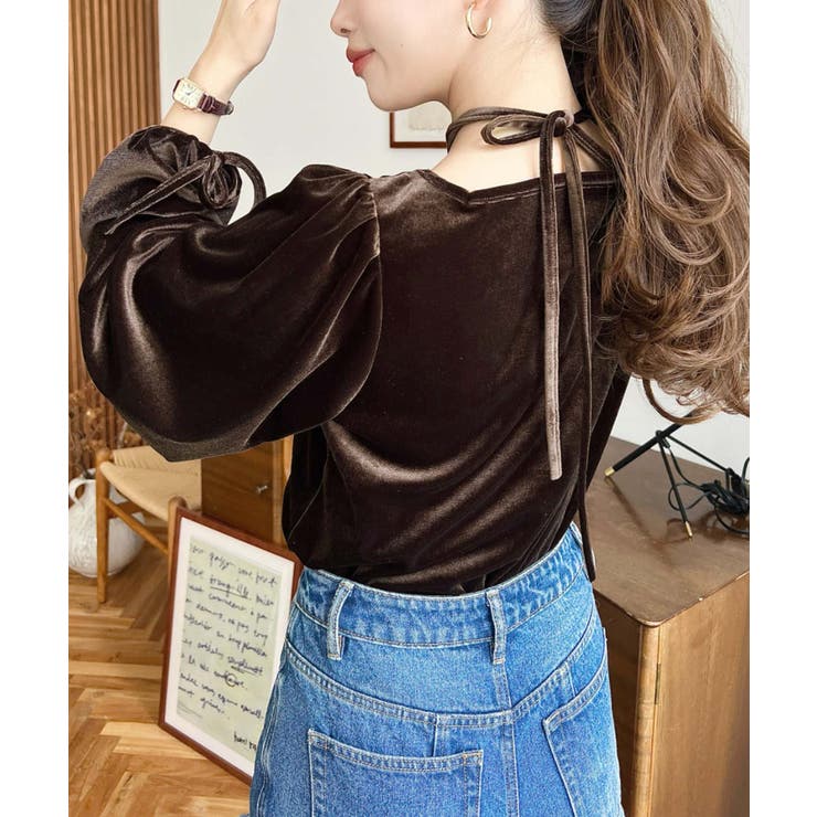 シャイニーベロアスクエアホルターボリュームスリーブプルオーバー | moment+ | 詳細画像21 