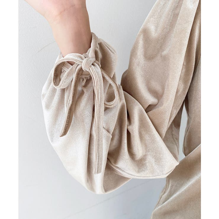 シャイニーベロアスクエアホルターボリュームスリーブプルオーバー | moment+ | 詳細画像9 