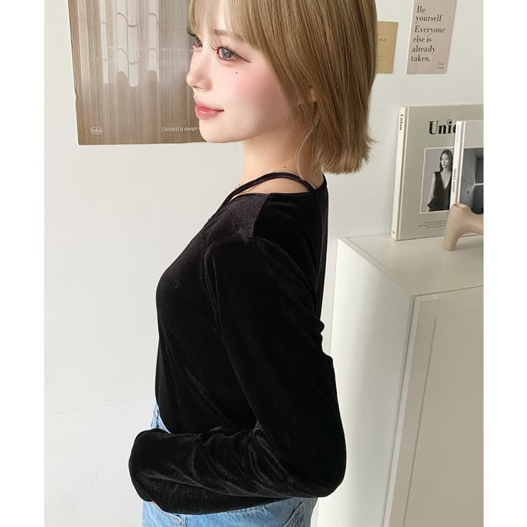 シャイニーベロアアシンメトリーネックトップス | moment+ | 詳細画像20 