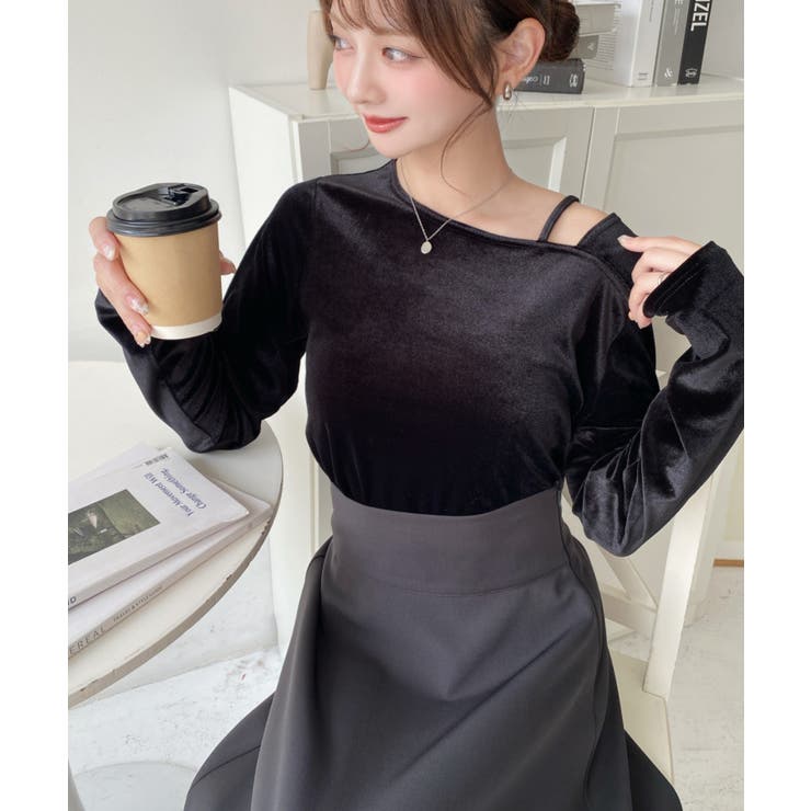 シャイニーベロアアシンメトリーネックトップス | moment+ | 詳細画像23 