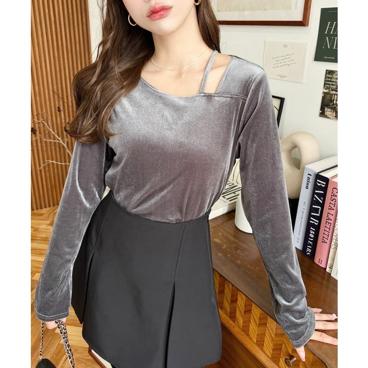 シャイニーベロアアシンメトリーネックトップス | moment+ | 詳細画像29 