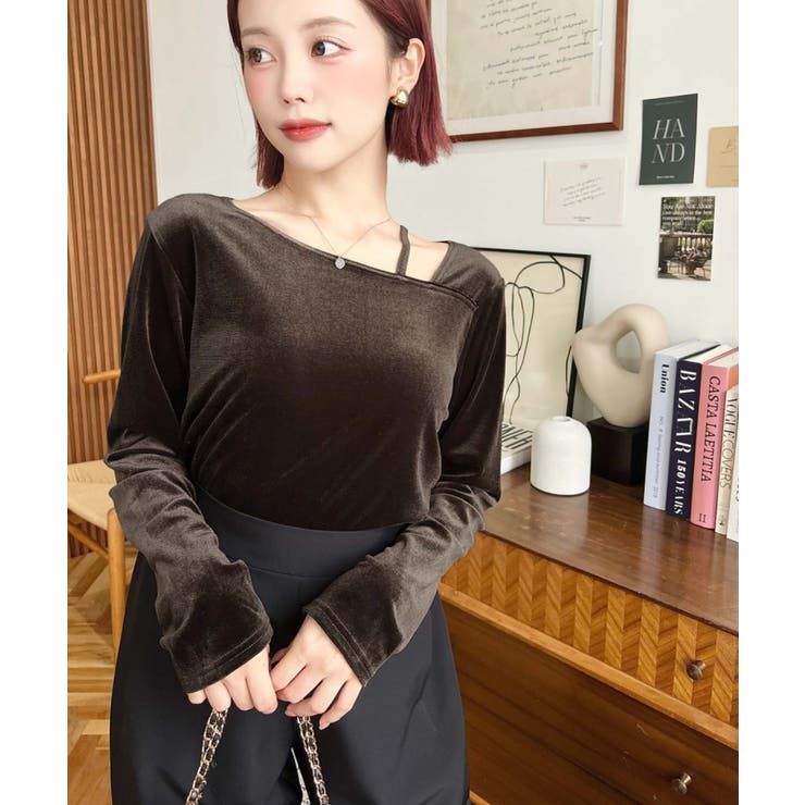 シャイニーベロアアシンメトリーネックトップス | moment+ | 詳細画像46 