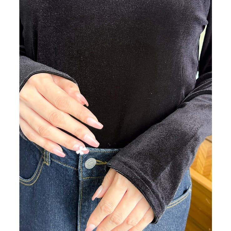 シャイニーベロアアシンメトリーネックトップス | moment+ | 詳細画像9 