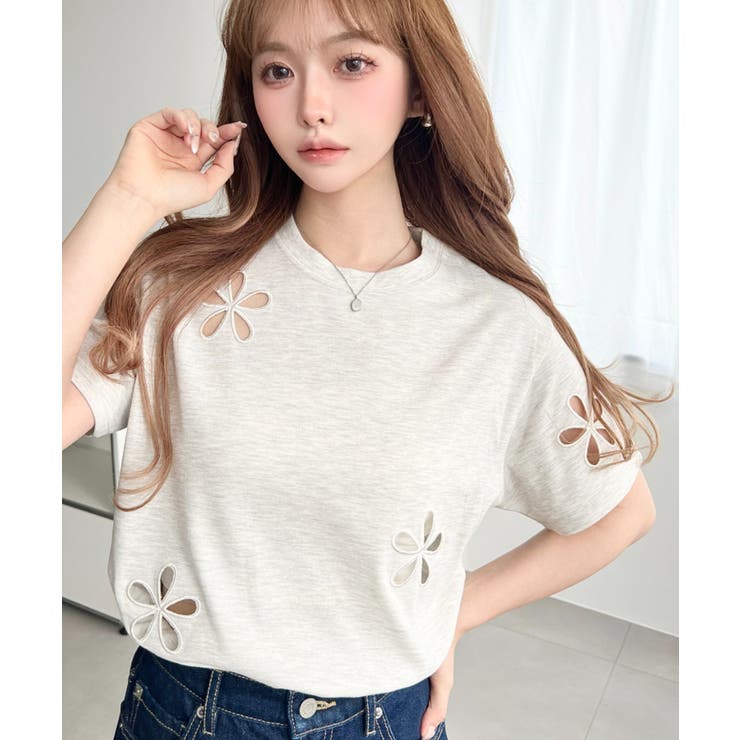 オートミール | フラワー刺繍半袖Tシャツ | moment+