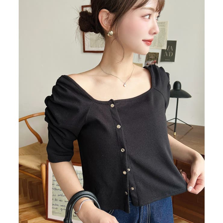 ブラック | アシメスクエアネックプルオーバー | moment+