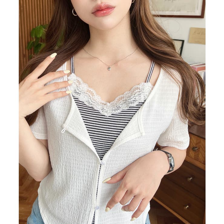 オフホワイト | キャミレイヤード風半袖トップス | moment+