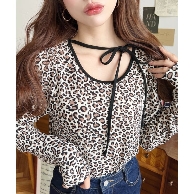 ベージュ | レオパードプリントバレエコアパフスリーブ長袖カットソー | moment+