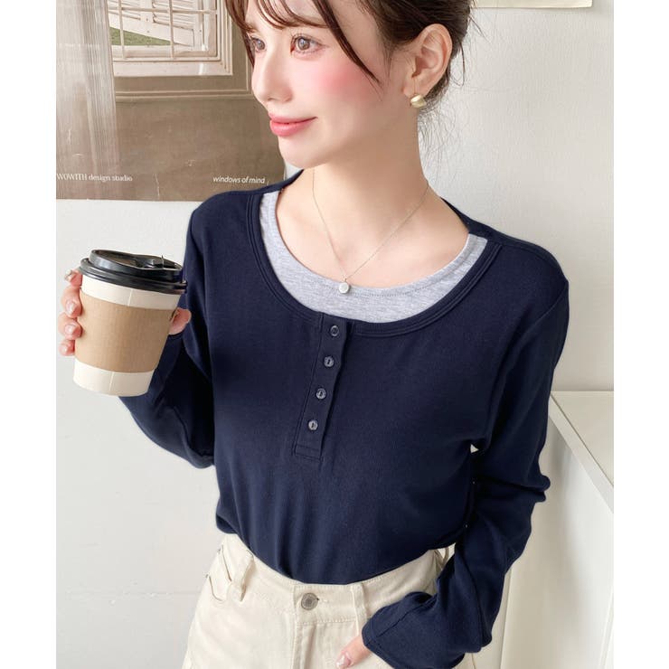 ネイビー | レイヤード風ヘンリーロンT | moment+