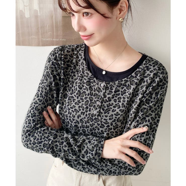 グレー | レオパードプリントレイヤード風ヘンリーロンT | moment+