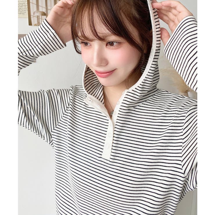 オフホワイト | ヘンリーネックボーダーフーディー | moment+