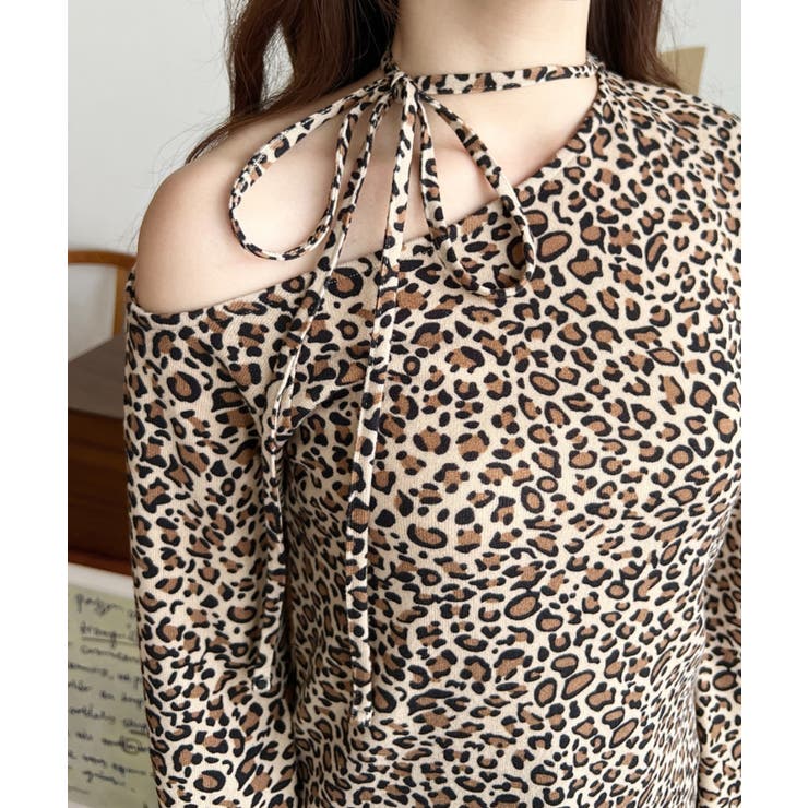 レオパードプリントストラップチョーカーネックワンショルダー長袖プルオーバー | moment+ | 詳細画像14 