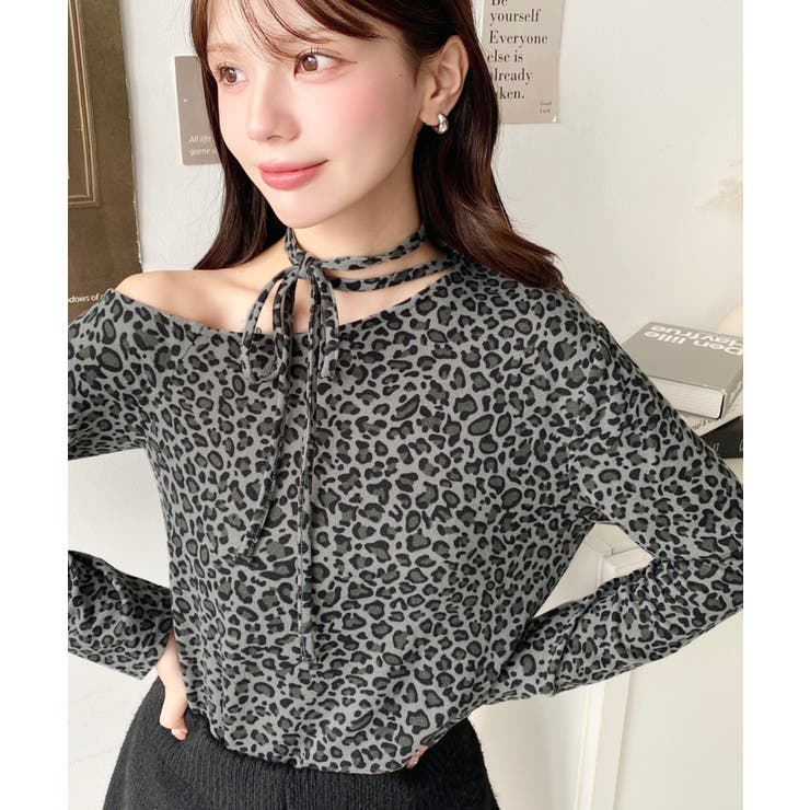 レオパードプリントストラップチョーカーネックワンショルダー長袖プルオーバー | moment+ | 詳細画像2 