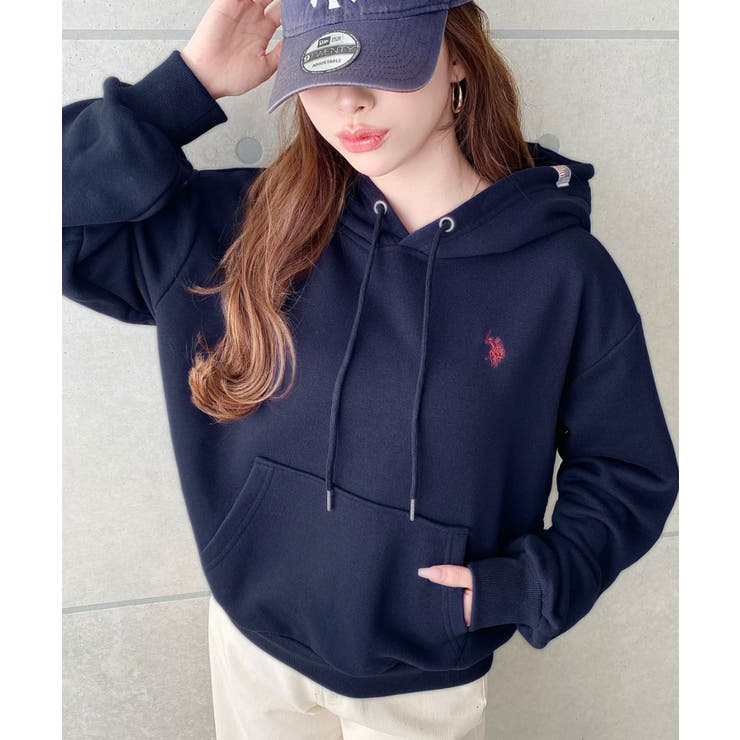 ネイビー | U.S.POLO ASSN.ワンポイント刺繍ショート丈パーカー | moment+