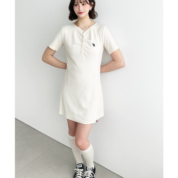 U.S.POLO ASSN.ワンポイント刺繍ギャザーヘンリーVネック半袖ワンピ | moment+ | 詳細画像11 