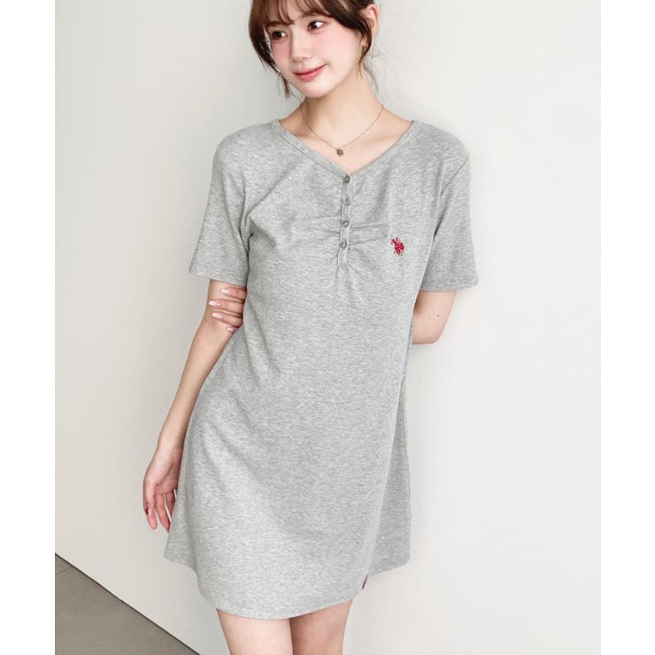 U.S.POLO ASSN.ワンポイント刺繍ギャザーヘンリーVネック半袖ワンピ | moment+ | 詳細画像19 