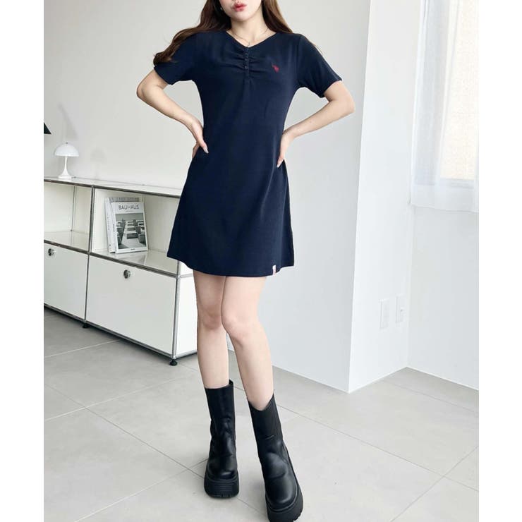 U.S.POLO ASSN.ワンポイント刺繍ギャザーヘンリーVネック半袖ワンピ | moment+ | 詳細画像29 