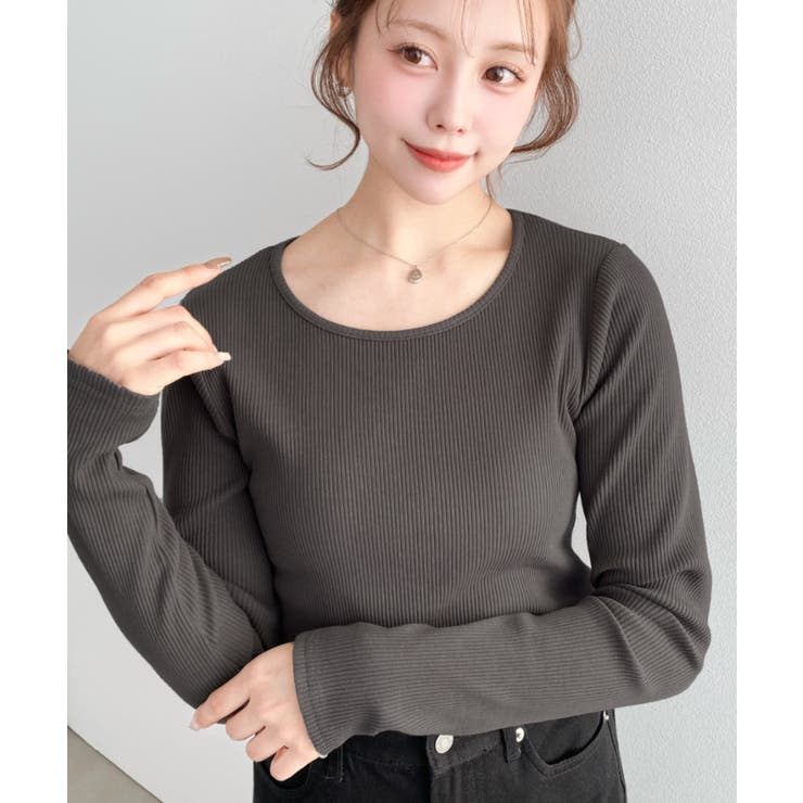チャコールグレー | デコルテクルーネック長袖リブトップス | moment+