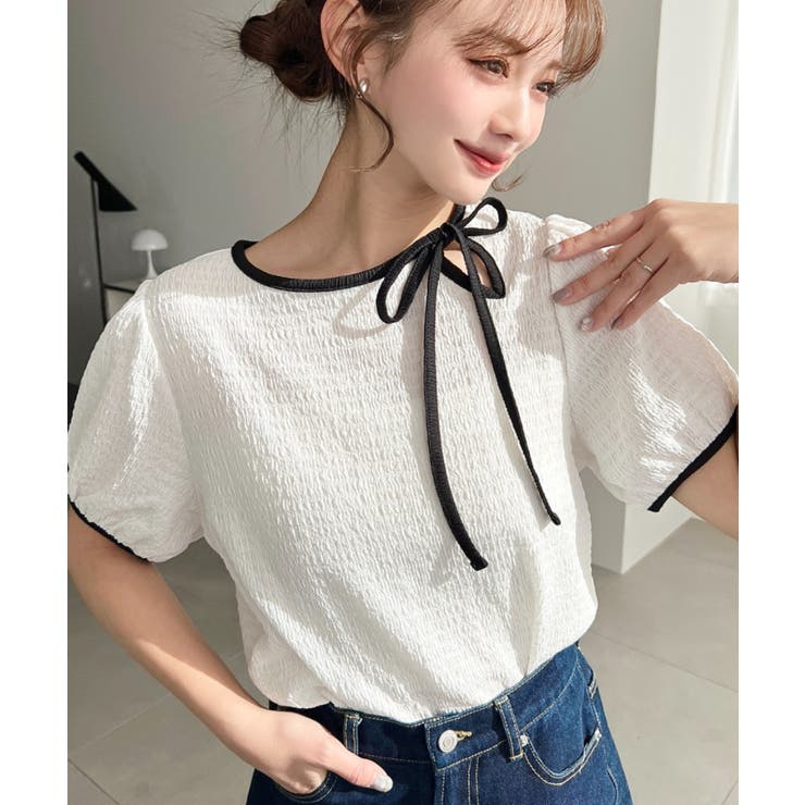 オフホワイト | 無地＆ドットプリント配色パイピングプルオーバー | moment+