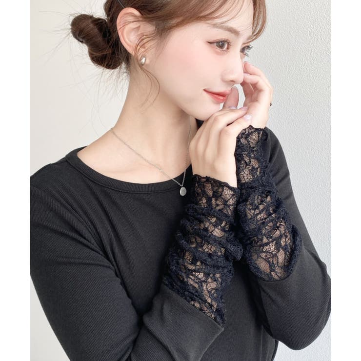 ブラック | ＼レイヤードにも◎／袖くしゅくしゅレースドッキングリブカットソープルオーバー | moment+