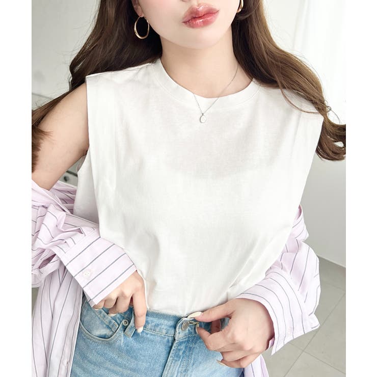 オフホワイト | 無地＆ボーダーショルダータックノースリーブTシャツ 綿100％天竺. | moment+