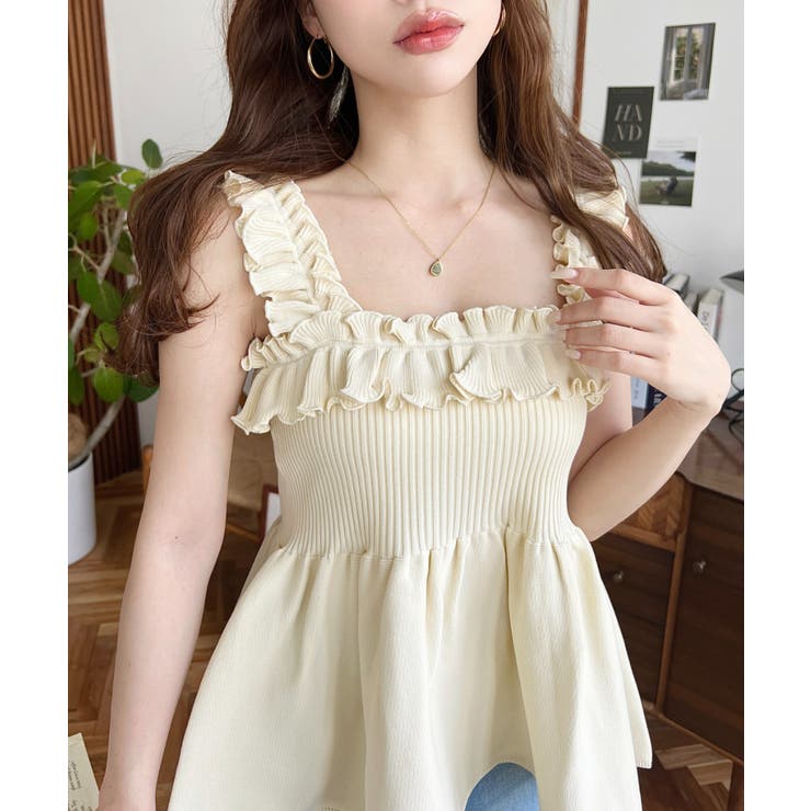 フリルペプラムニットキャミ[品番：ERMW0000150]｜moment+