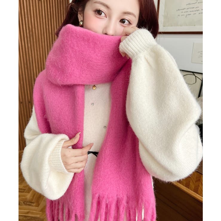 ピンク | 34色展開ボリュームフリンジマフラー | moment+