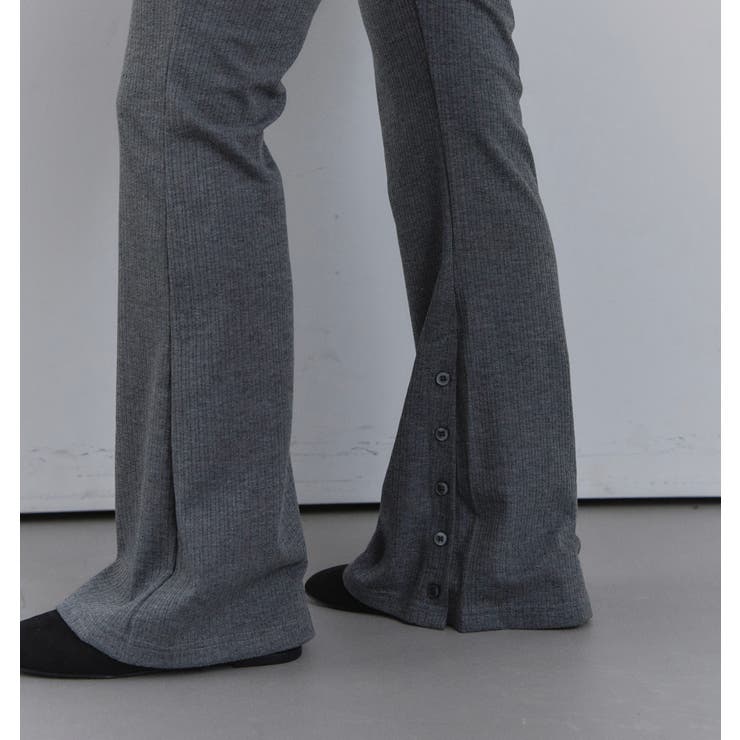 ボタン付きフレアリブパンツ 韓国ファッション | mood in seoul | 詳細画像2 