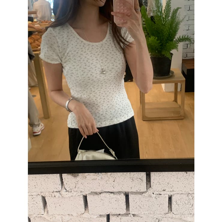 フラワーレースコットンＴシャツ 韓国ファッション | mood in seoul | 詳細画像7 