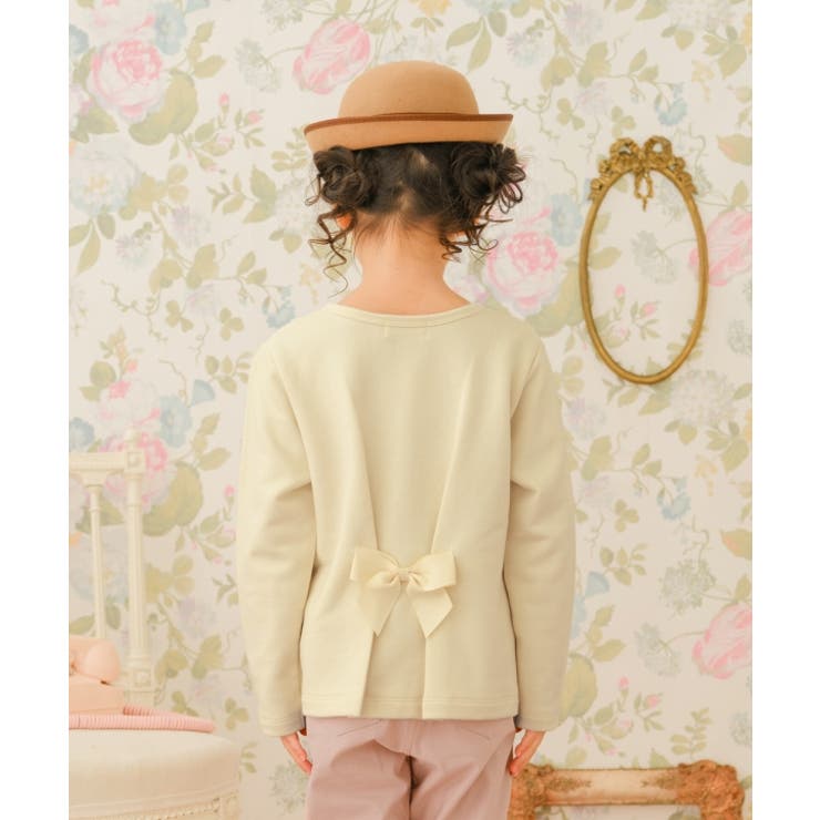 子供服 女の子 トレーナー 秋冬 長袖 ベビー キッズ ジュニア おんなのこ 普段着 お出かけ着 さくらんぼ リボン 刺繍 ブラック アイボリー 90cm 100cm 110cm 120cm 130cm 140cm 150cm 160cm 2歳 3歳 4歳 5歳 6歳 7歳 8歳 9歳 10歳 11歳 12歳 13歳 【むーのんのん moononnon】