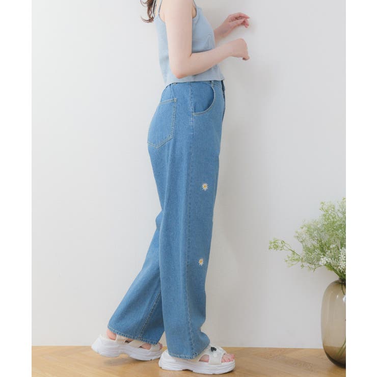 デイジー刺繍デニムPT[品番：RTGW0006910]｜RETRO GIRL（レトロ