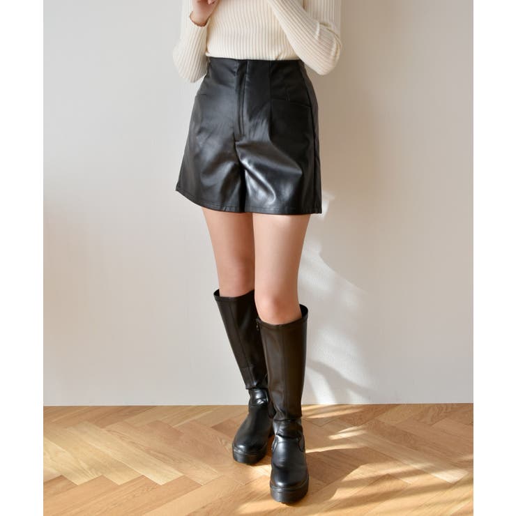 BLK1 | フェイクレザーSPT | RETRO GIRL