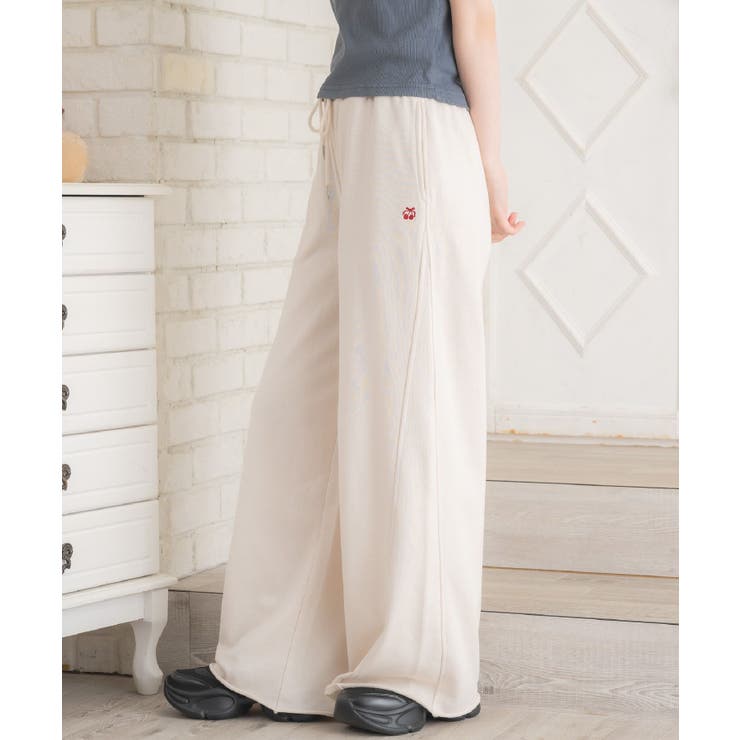 WHT4 | ワイドスウェットPT | RETRO GIRL